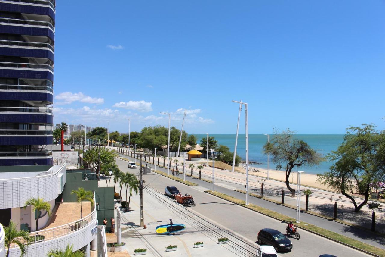 Appartement 13 Flat Beira Mar Com Energia, Vaga, 3 Camas, Wi-Fi E Ar à Fortaleza  Extérieur photo